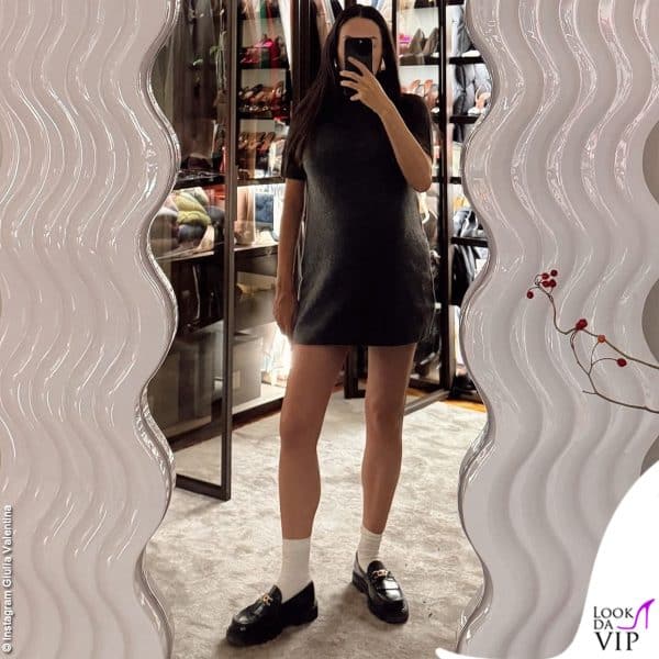 Minidress e mocassini per Giulia Valentina