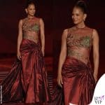 Halle Berry rimette l'abito Elie Saab degli Oscar 2002