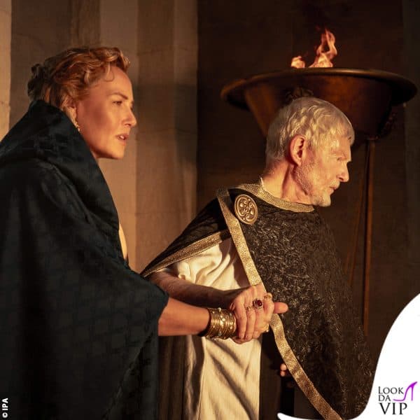 Connie Nielsen e Derek Jacobi erano presenti anche nel primo film