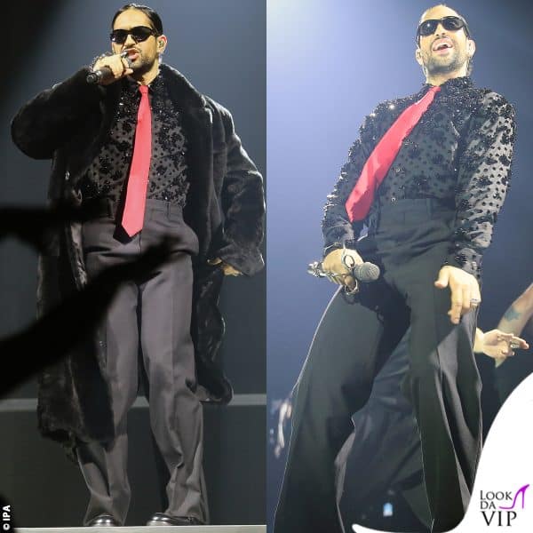 Mahmood in tour (outfit Prada)