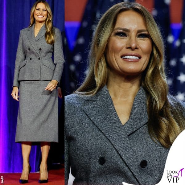 Melania indossa un tailleur grigio 