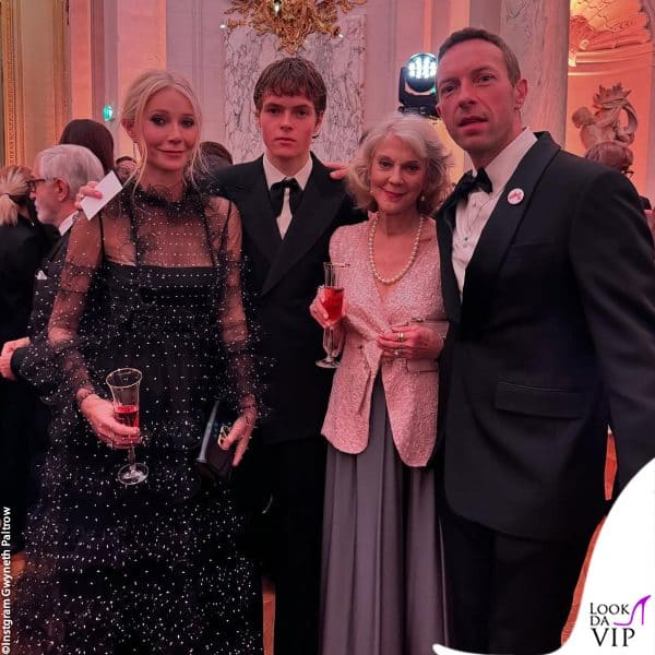 i tifosi di Apple al Ballo delle Debuttanti: Gwyneth Paltrow, Moses Martis, Blythe Danner e Chris Martin
