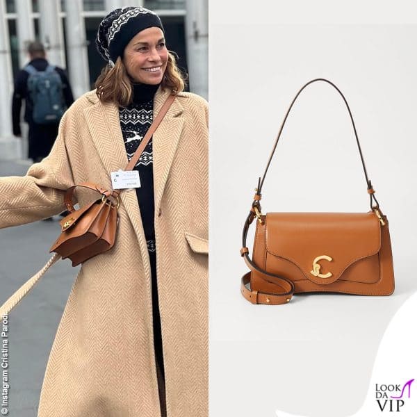 Cristina Parodi con una borsa Coccinelle C-Me (350 euro)