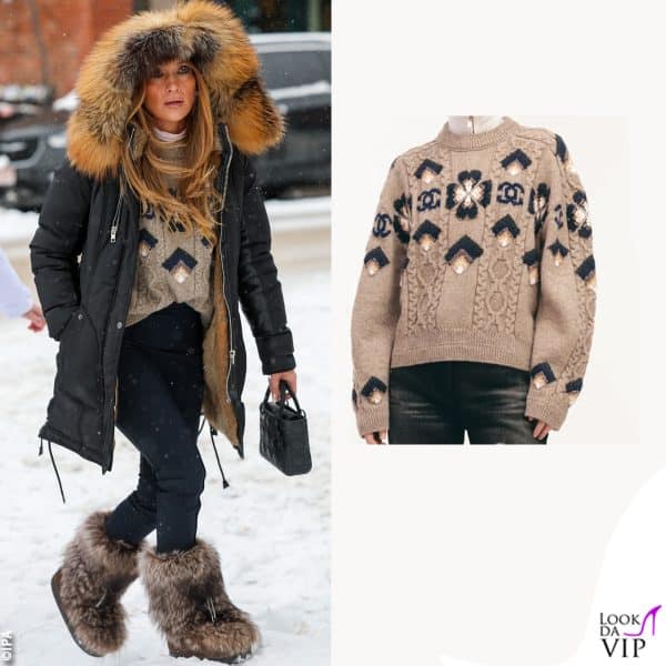 Jennifer Lopez indossa un maglione Chanel