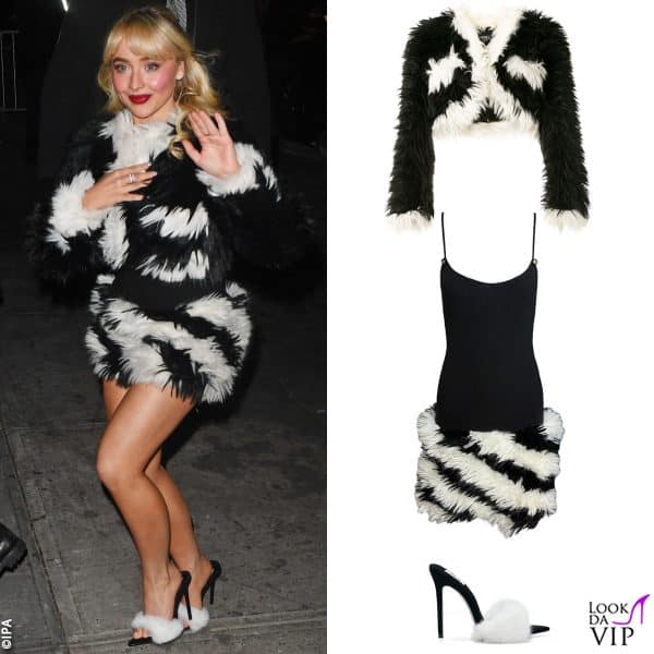 gli ultimi look di Sabrina Carpenter: completo Chanel, mules Kandee 