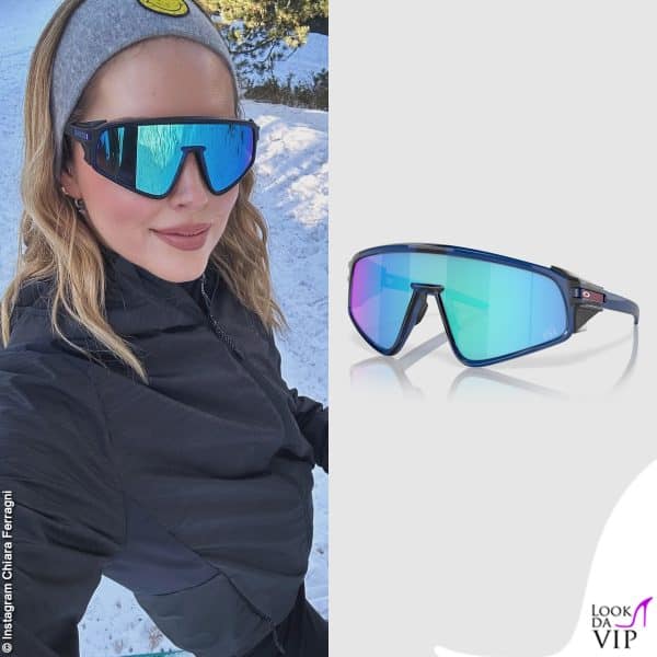 Chiara Ferragni scia con un paio di occhiali da sole Oakley 