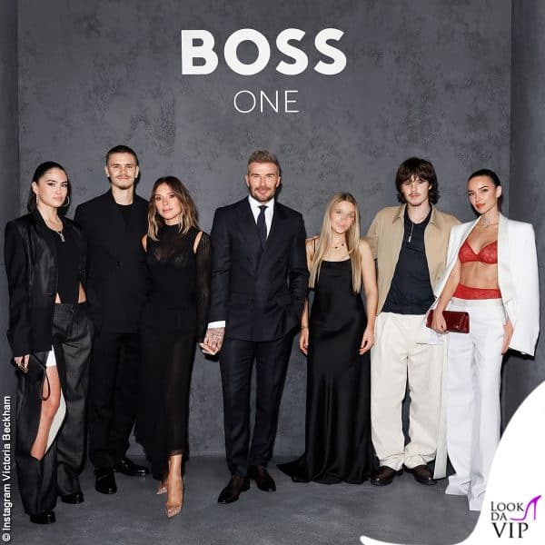 Romeo e Cruz Beckham con le rispettive fidanzate, Kim Turnbull e Jackie Apostel 