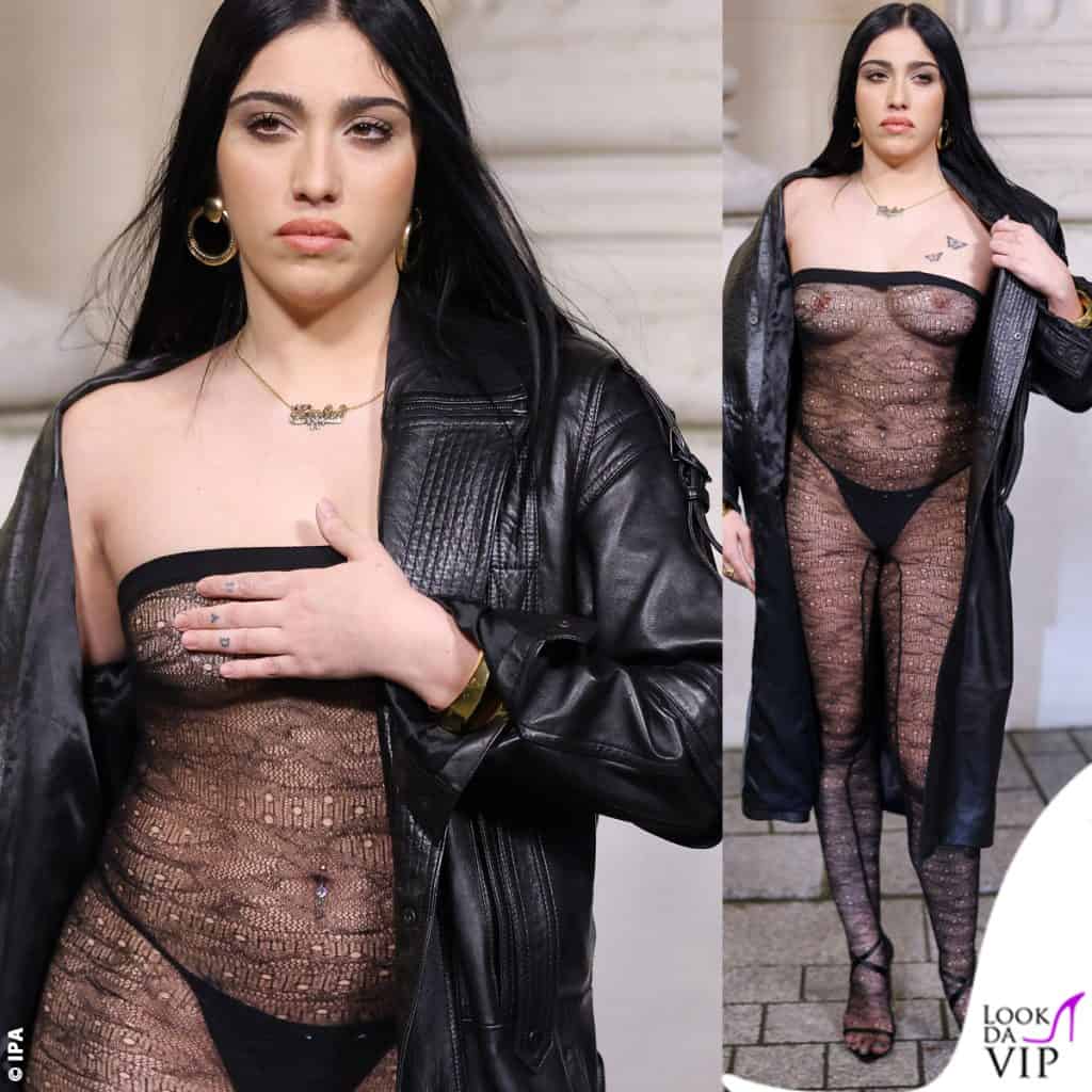 Lourdes Leon Ciccone in topless alla sfilata Saint Laurent in PFW tuta trasparente YSL