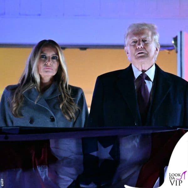 Melania Trump ha indossato un cappotto Dior 