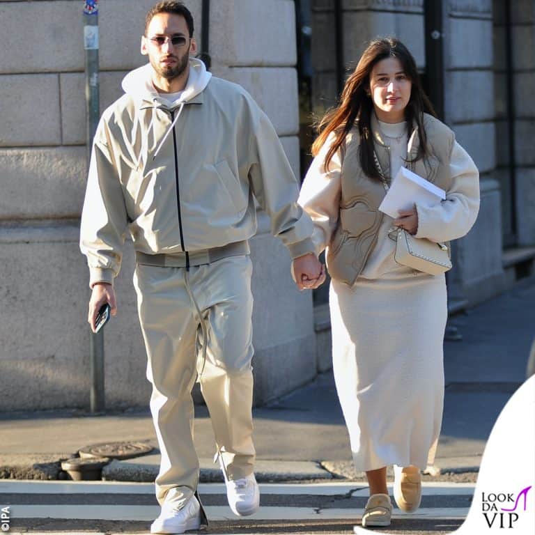 Hakan Calhanoglu e Sinem Gundogdu fanno shopping Milano