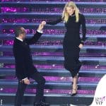 I look di Alessia Marcuzzi, co-conduttrice della serata finale di Sanremo 2025