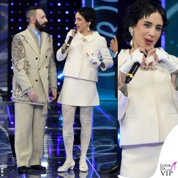 Estetica opulenta e scenografica per i Coma_Cose: a Sarà Sanremo erano in Valentino