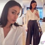 Belen Rodriguez taglia i capelli a caschetto