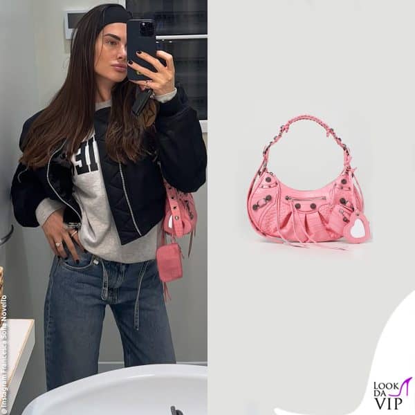 Francesca Sofia Novello con una borsa Balenciaga 
