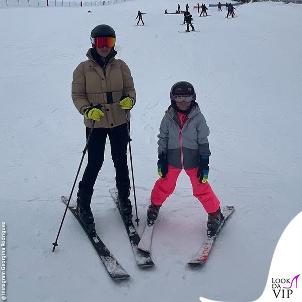 mamma e figlia sulle piste 