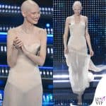 Sanremo 2025 5 serata Bianca Balti outfit Ermanno Scervino gioielli Garatti