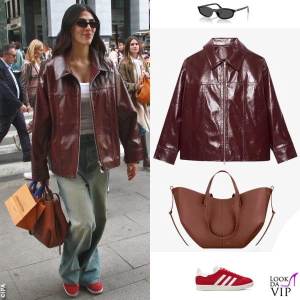 occhiali Miu Miu, giacca The Frankie Shop, borsa Polene, sneakers Adidas 