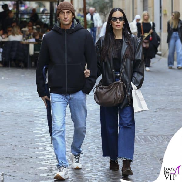Michela Quattrociocche e Giovanni Naldi con i look abbinati a Roma