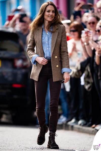 La principessa sfoggia un outfit country-chic in Scozia