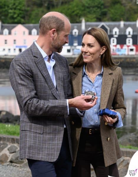 Sguardi complici tra i Principi del Galles a Tobermory
