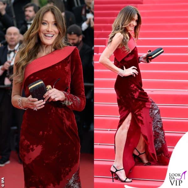 Carla Bruni in Roberto Cavalli con gioielli Chopard 