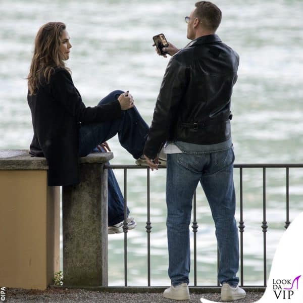 Bastian scatta qualche immagine 