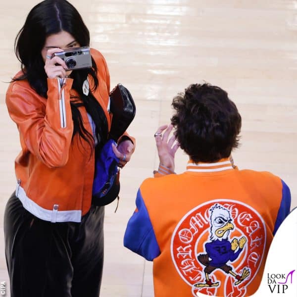 Kylie fotografa il fidanzato 