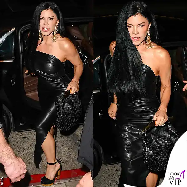 total black nel 2023 per il compleanno di Kim Kardashian (borsa Bottega Veneta) 