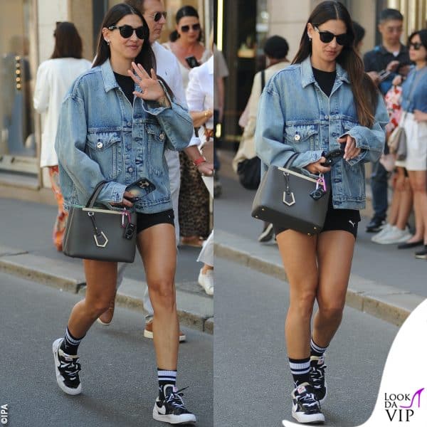 Melissa Satta in centro a Milano 