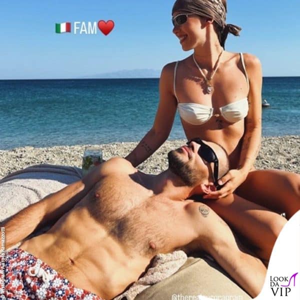Aurora Ramazzotti in spiaggia con il fidanzato Goffredo Cerza 