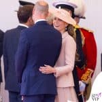 I look Dior e Givenchy di Kate Middleton per la visita dei Macron omaggiano la Francia