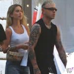 lazza e greta orsingher fanno shopping di lusso in centro a milano