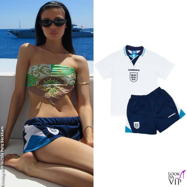 Nicola con gli shorts Umbro del kit ufficiale dell'Inghilterra del 1996