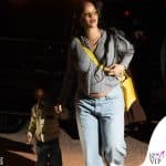 rihanna a parigi per la fashion week uomo