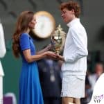 Wimbledon 2025 Kate Middleton abito Roksanda cappello LK Bennet pump Ralph Lauren 8 Jannik Sinner