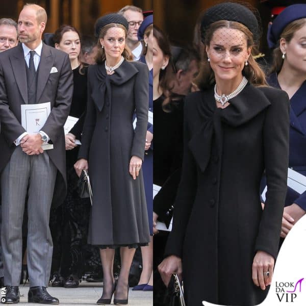 Kate Middleton ha indossato un coat dress di Catherine Walker