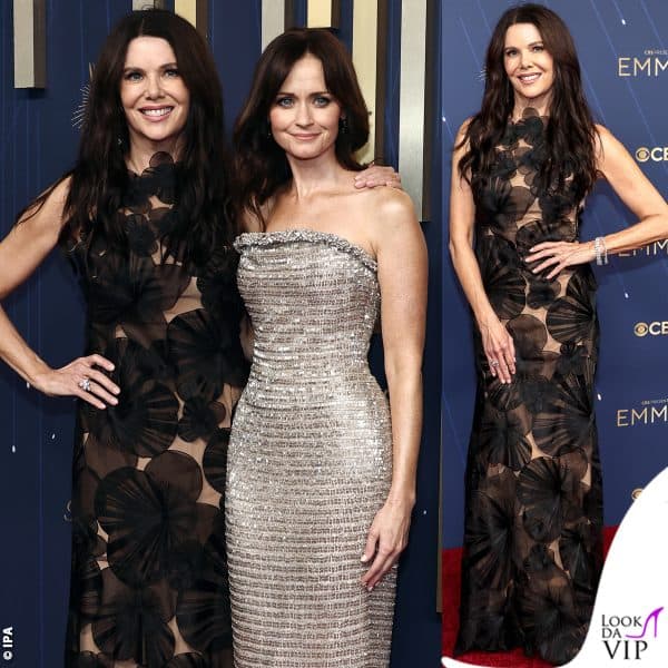 Lauren Graham, in Akris, e Alexis Bledel 