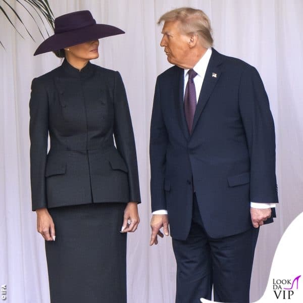 la first lady ha indossato un tailleur Dior 