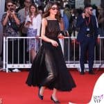 Lewis Pullman e Kaia Gerber innamorati alla Mostra del Cinema di Venezia