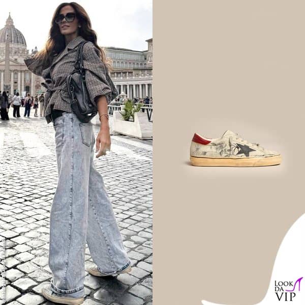 Giorgia Palmas con le sneakers Golden Goose 