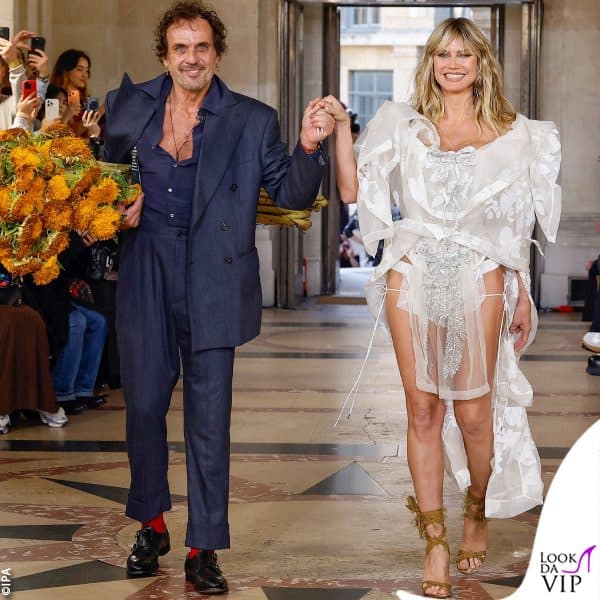 in passerella con lo stilista Andreas Kronthaler