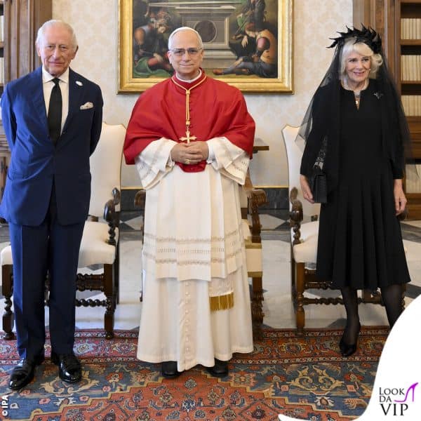 re Carlo e la regina Camilla in Vaticano con Papa Leone 