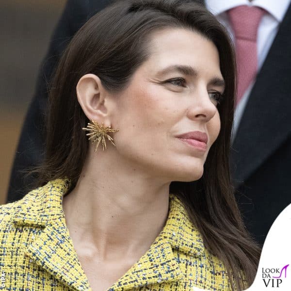 Orecchini Chanel per la Casiraghi