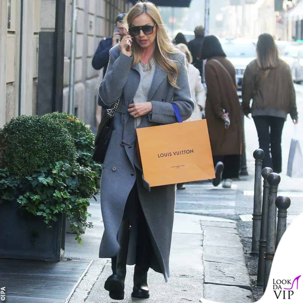 Federica Panicucci super chic per lo shopping di lusso in centro a Milano