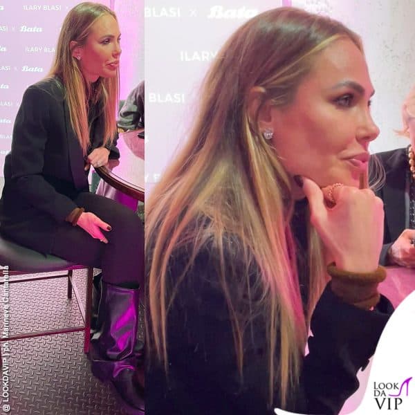 La conduttrice durante le interviste