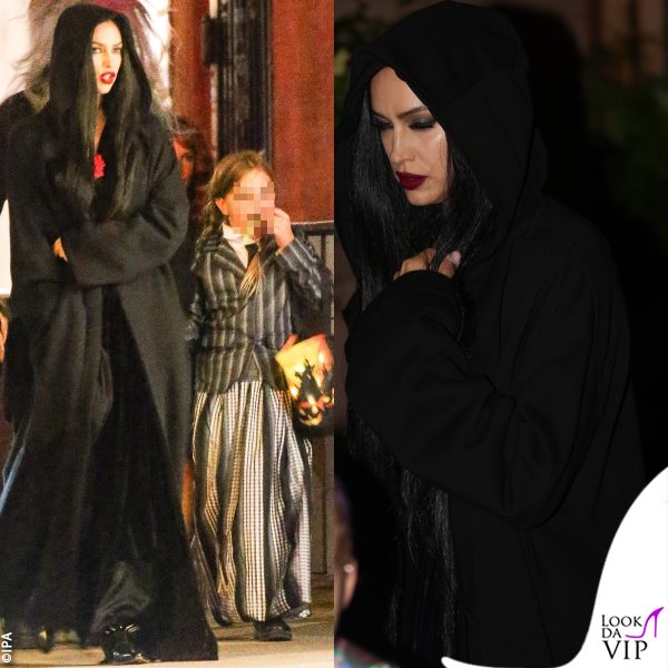 Lea de Seine è vestita da Mercoledì Addams 