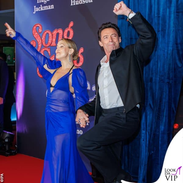 kate Hudson e Hugh Jackman arrivano sul red carpet per la prima berlinese di "Song Sung Blue"