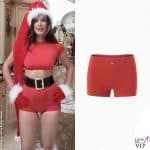 Millie Bobby Brown vestita da mrs claus nello shooting natalizio