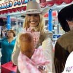 bella hadid a rodeo con il look a tema
