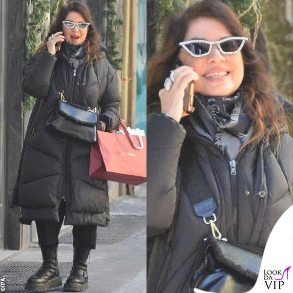 la cantante ha fatto shopping da Dolce&Gabbana 